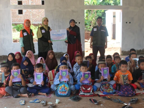 Sedekah Al-Qur'an: Menyebarkan Kebaikan dan Ilmu